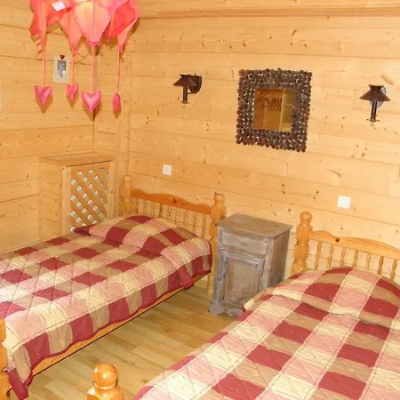 Hostel Les Terres Blanches De *