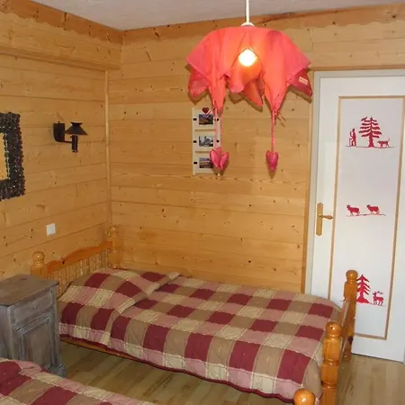 Hostel Les Terres Blanches De