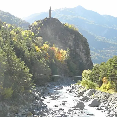 Hostel Les Terres Blanches De *