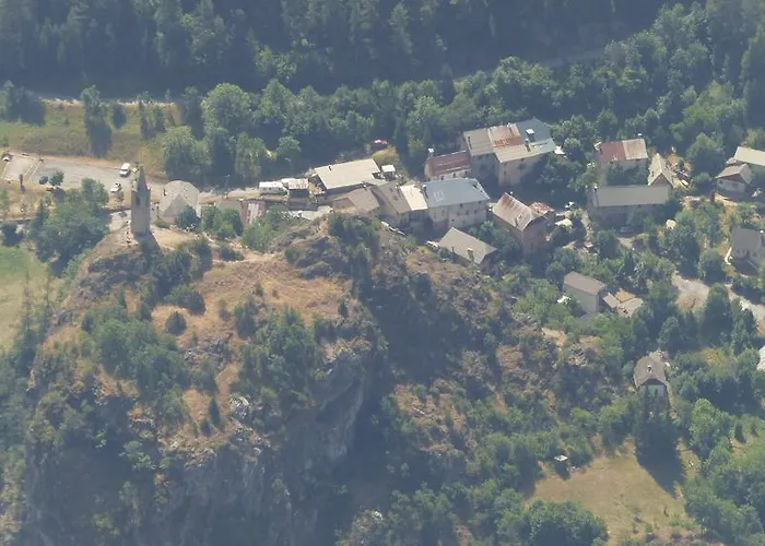 Hostel Les Terres Blanches De *