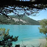Hostel Les Terres Blanches De Meolans-Revel