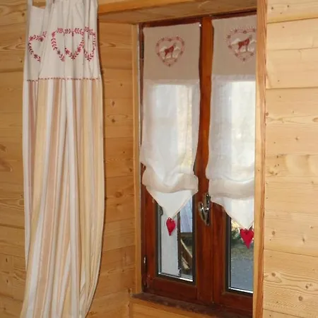 Hostel Les Terres Blanches De