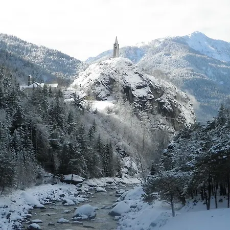 Les Terres Blanches De Meolans-Revel